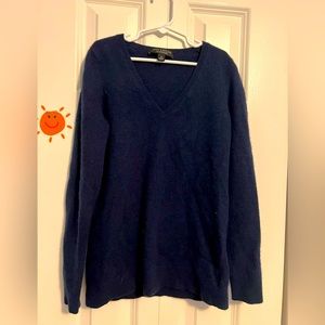 Ann Taylor Cashmere sweater girl Medium